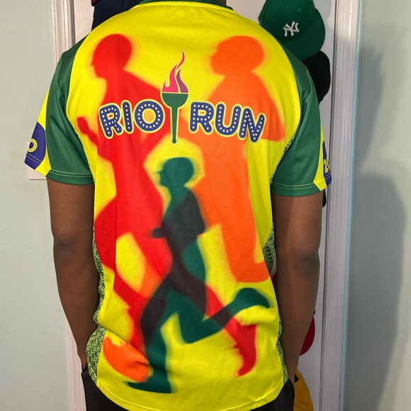 Rio Run T-Shirt | Size Medium (Very Rare Tee) - Picture 8 of 8
